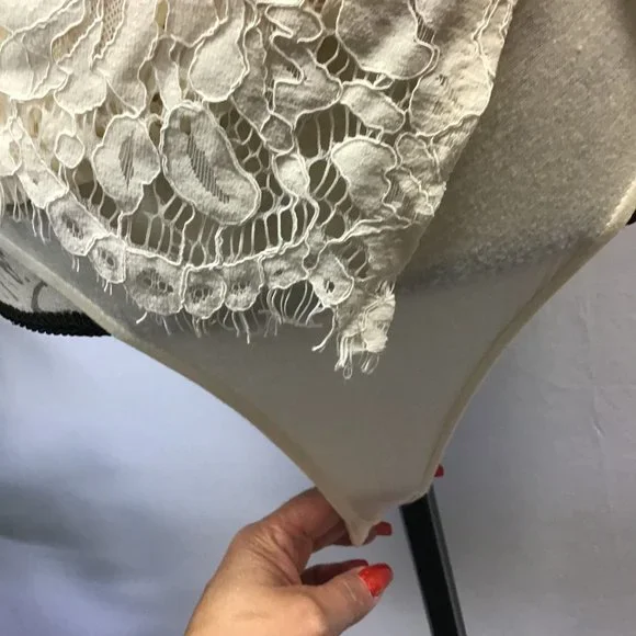 Fashion Nova- Cream Lace Bodysuit Dress, size L - Picture 7 of 11